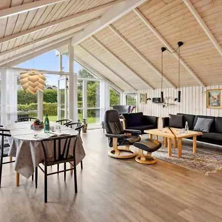 Aarne Holiday home